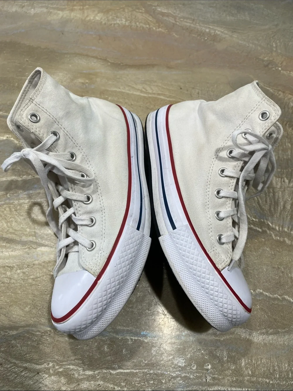 Converse All Star Chuck Taylor High Top White Sneakers Kid’s 5